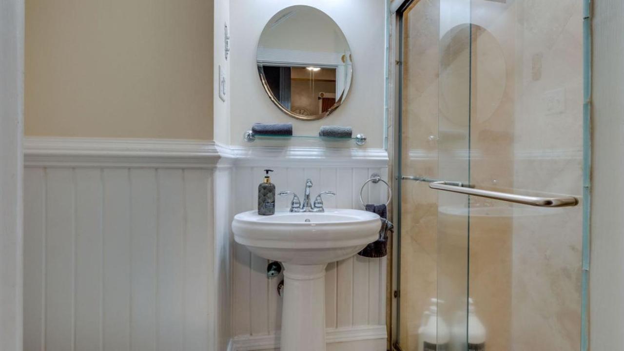 شقة Elegant 2 Bed Directly On Forsyth Park سافانا المظهر الخارجي الصورة